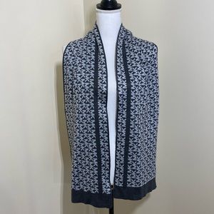 NWOT Michael Kors || Woman’s doble side scarf 🧣